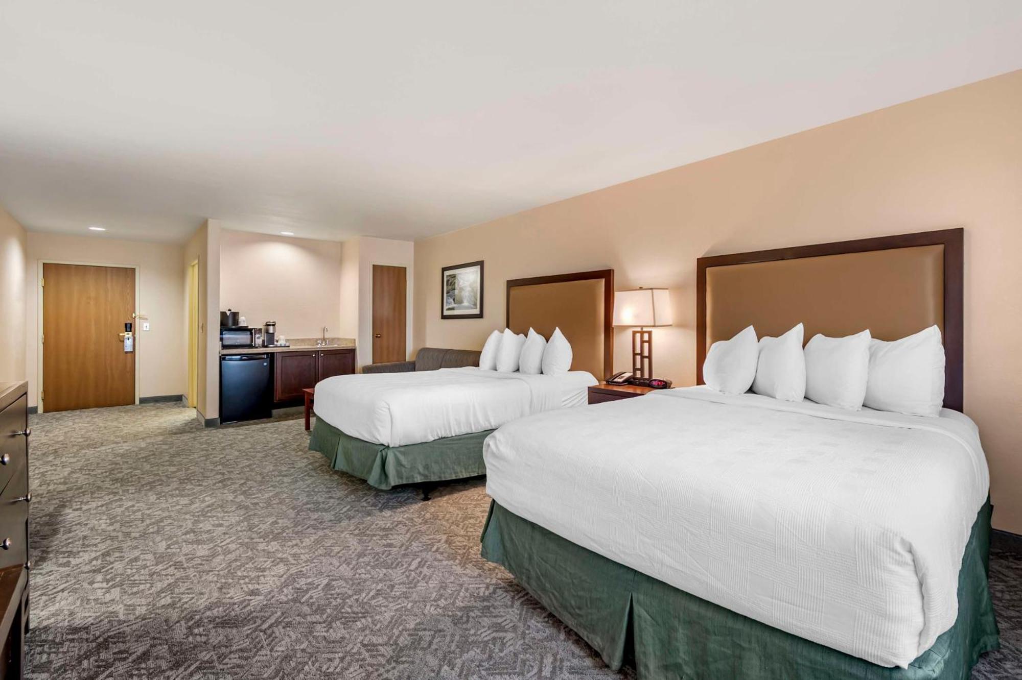 Best Western Plus Eagle Vail Airport Exterior photo