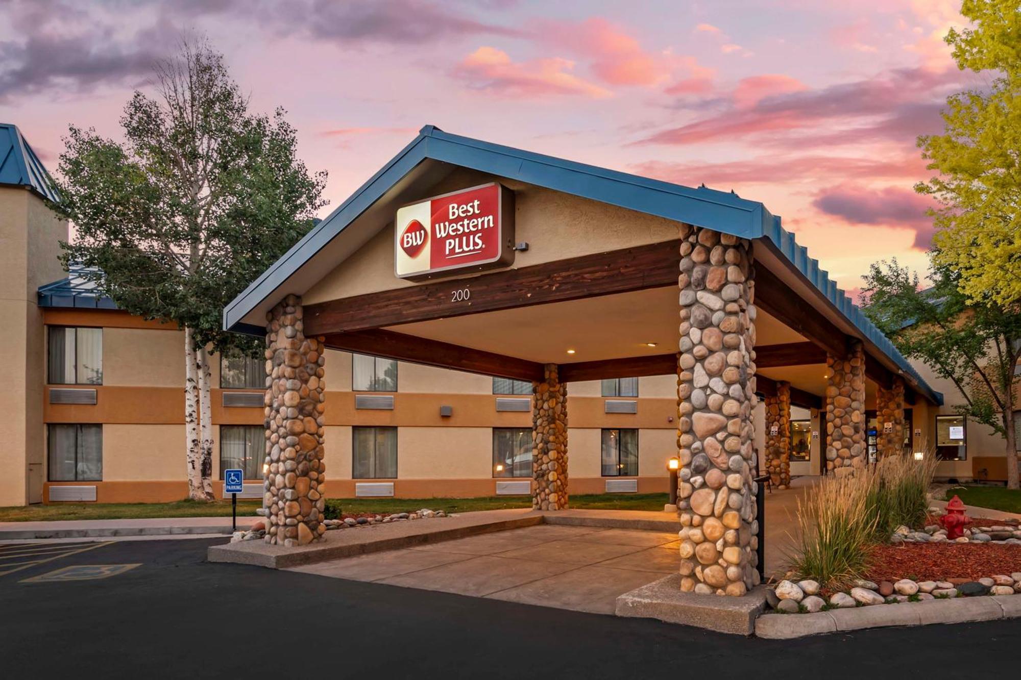 Best Western Plus Eagle Vail Airport Exterior photo