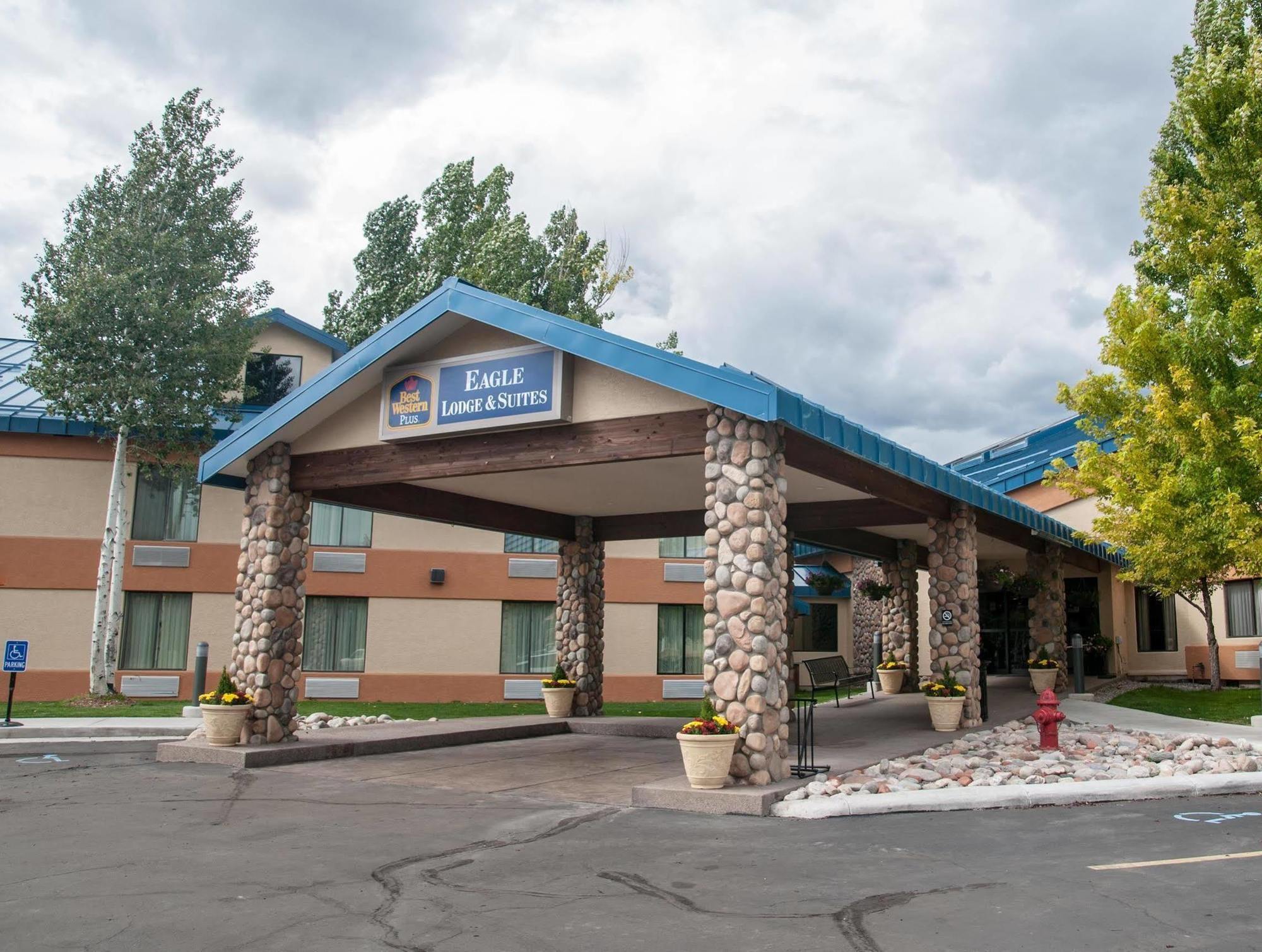 Best Western Plus Eagle Vail Airport Exterior photo