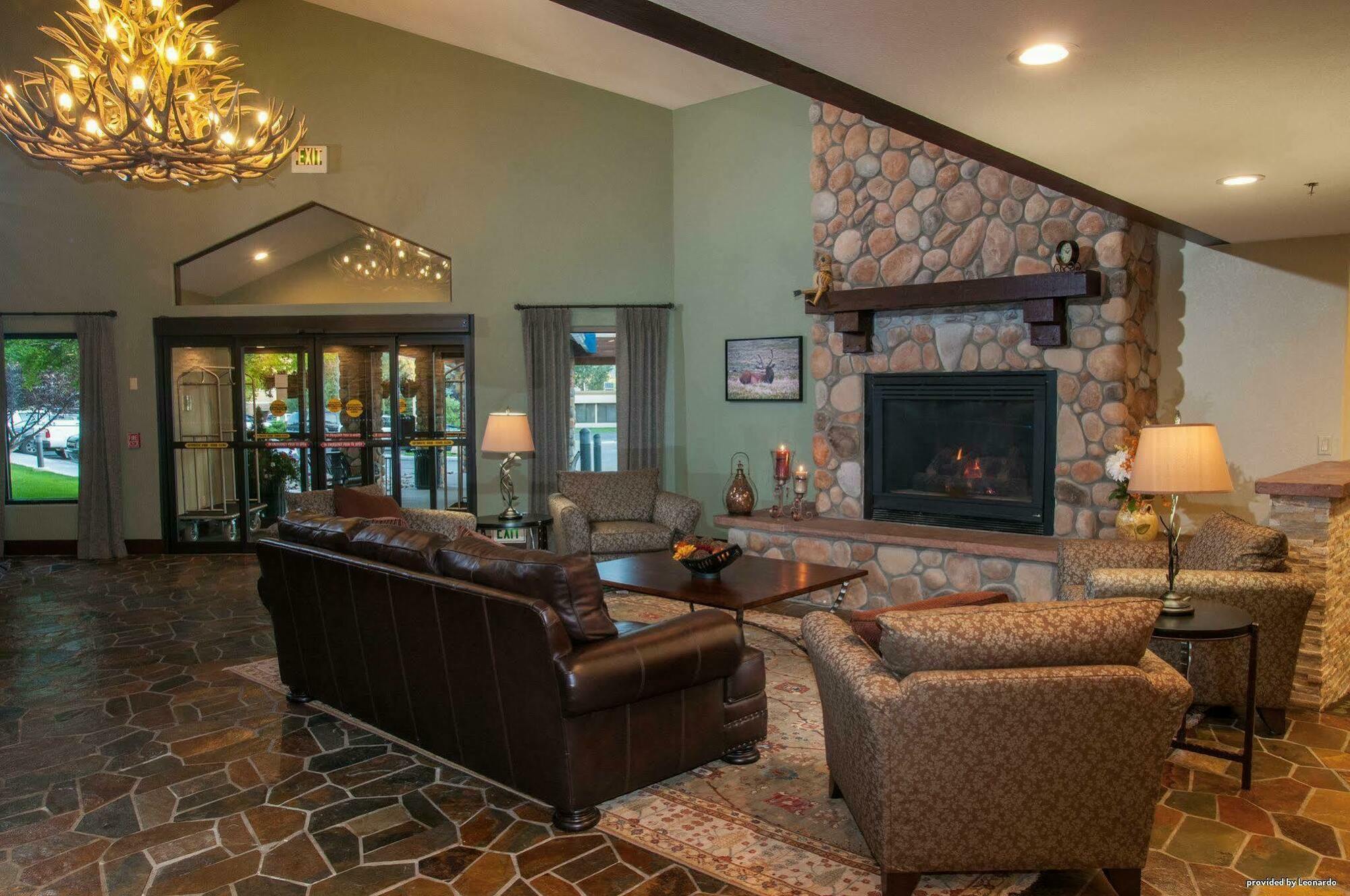 Best Western Plus Eagle Vail Airport Exterior photo
